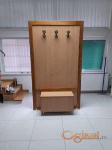 Izdaje se stan za poslovni prostor ili stanovanje